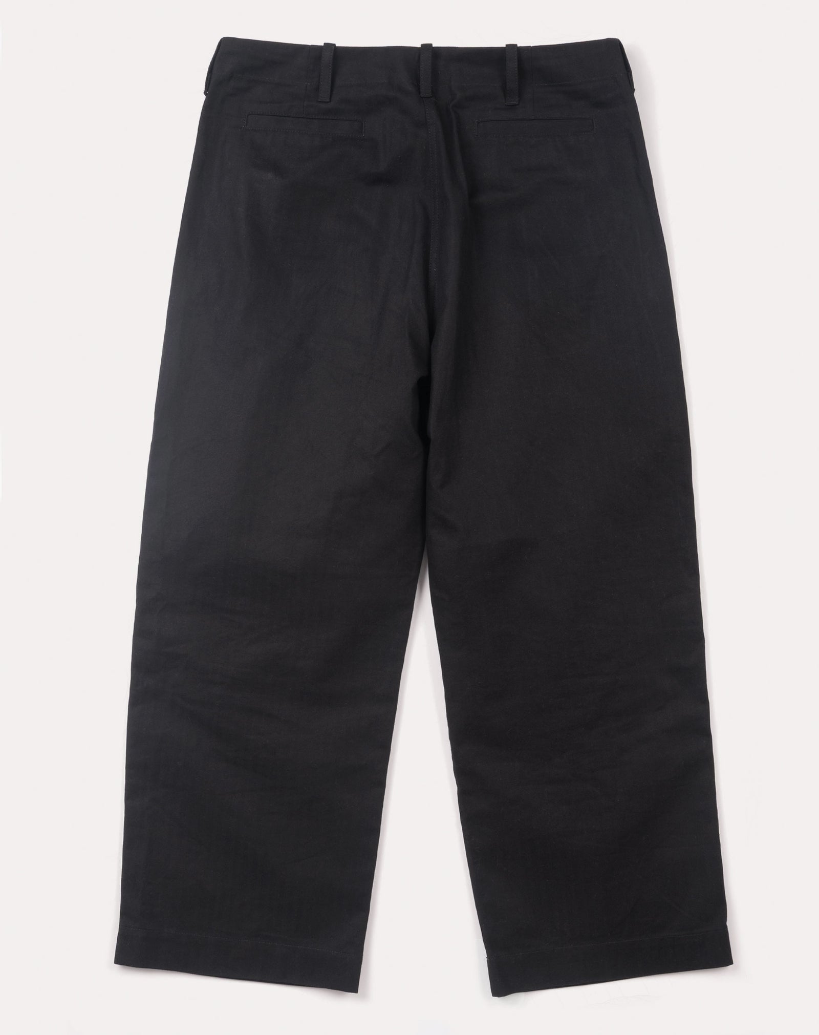 BLACK PLEATED TROUSER