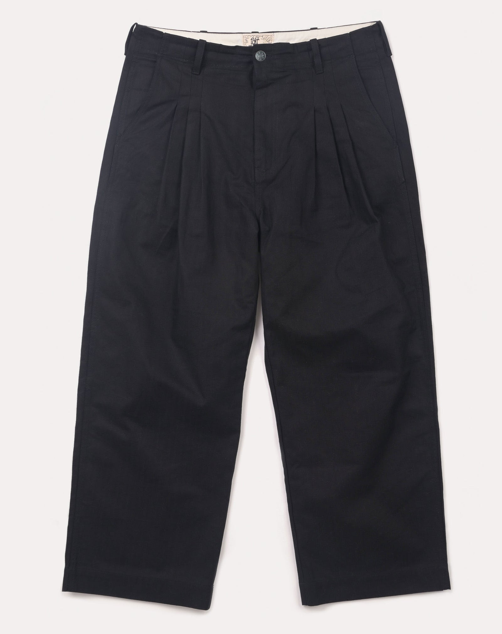 BLACK PLEATED TROUSER